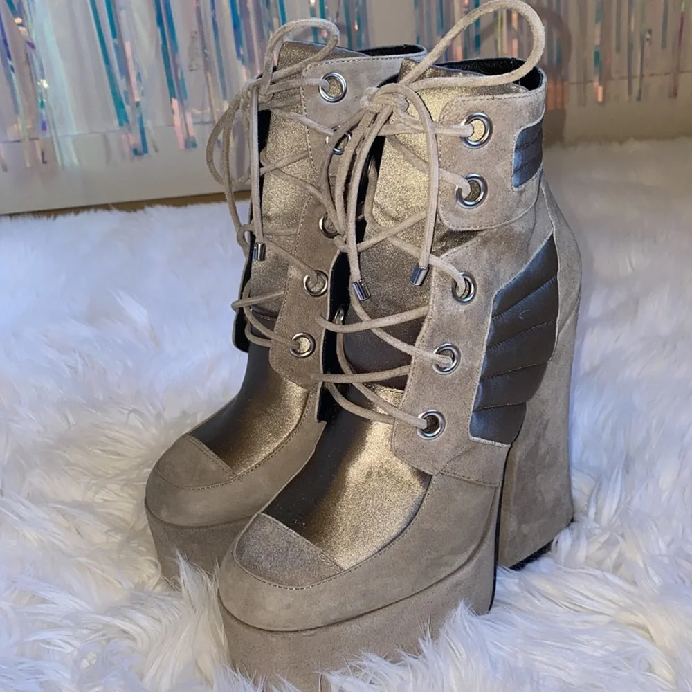Shellys London • Fifi Platform Ankle Boots - Picture 8 of 10